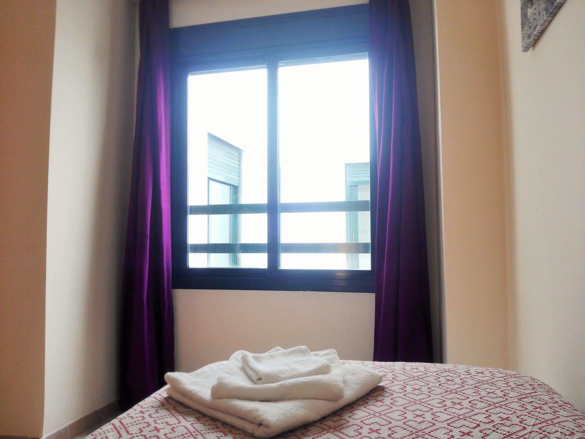 Apartamentos Decada Малага Екстериор снимка
