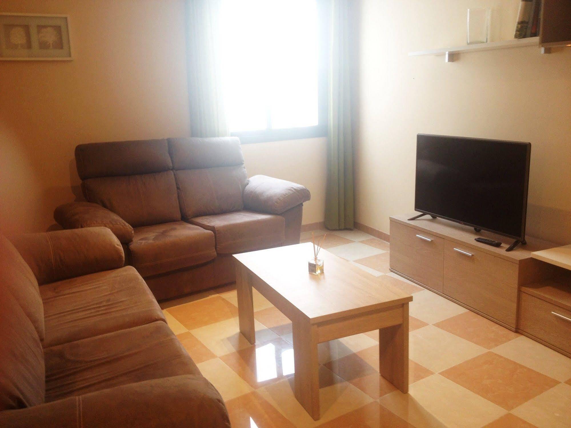 Apartamentos Decada Малага Екстериор снимка